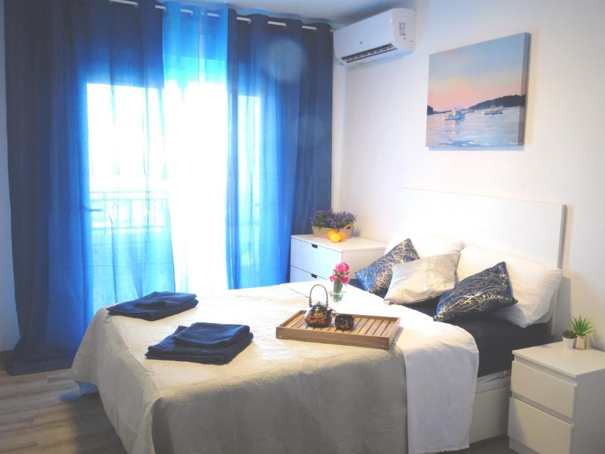Studio With Terrace And Pool Torrevieja Extérieur photo